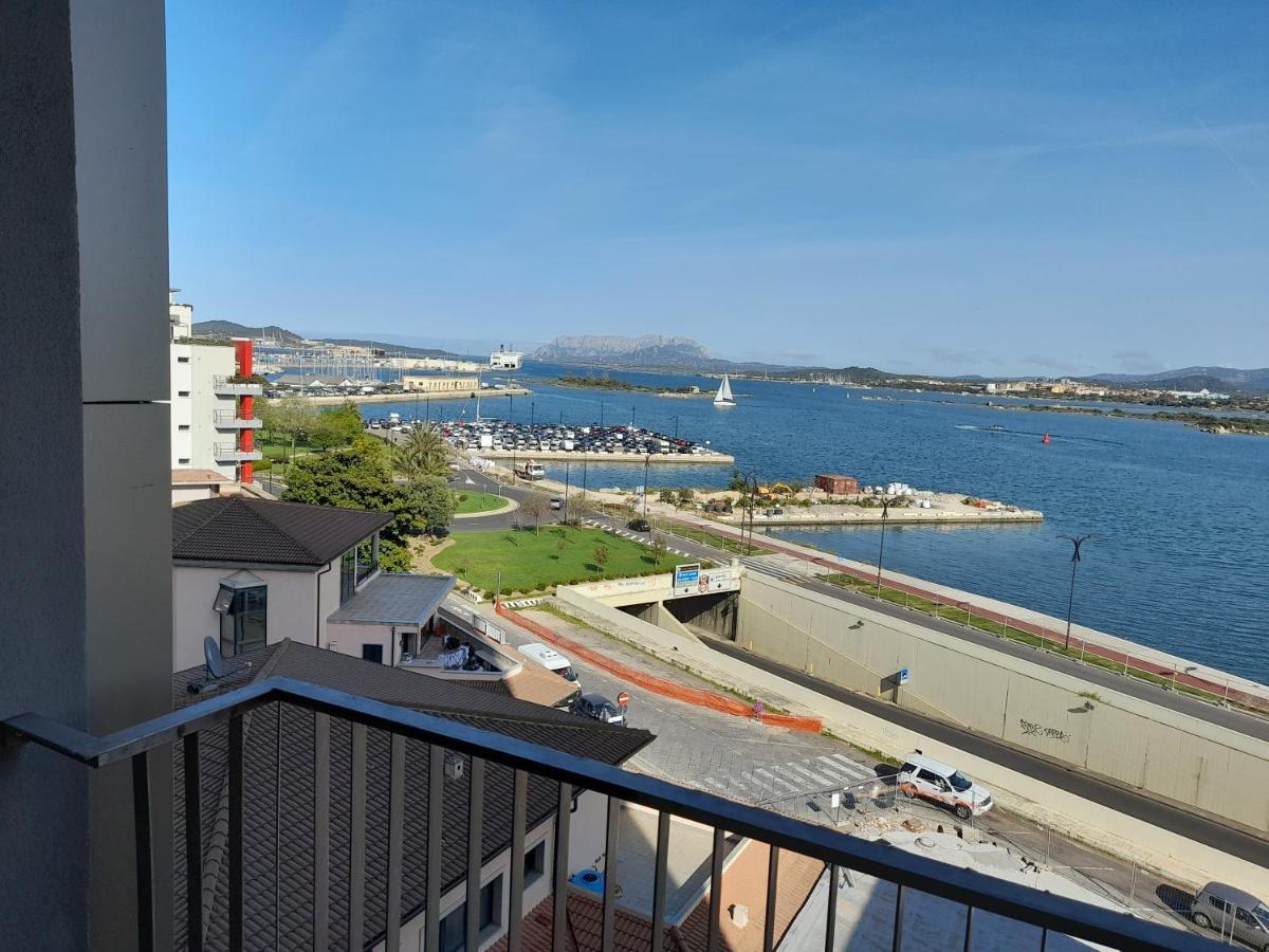 Via Genova Apartment Olbia Esterno foto